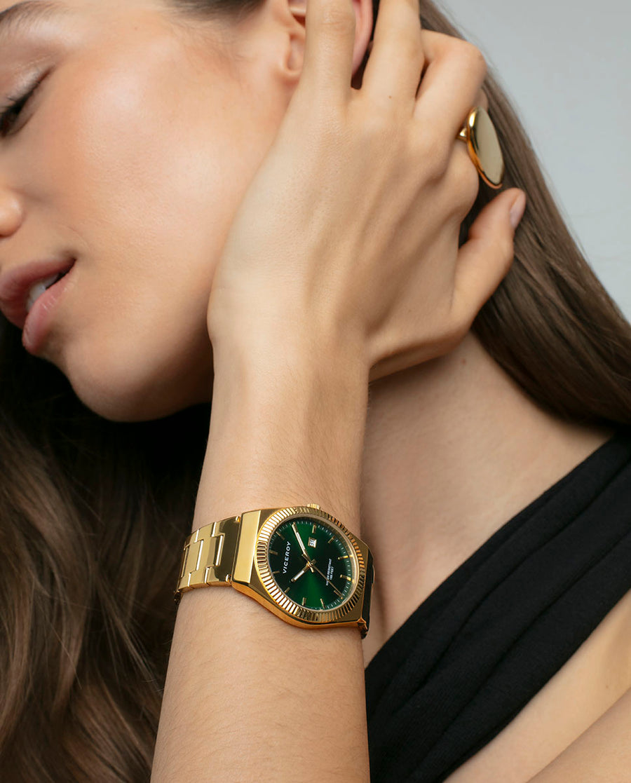Reloj Acero Ip Dorado Brazalete Sra Va