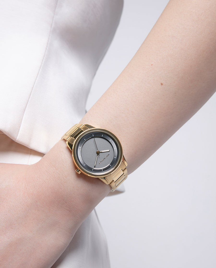Reloj Acero Ip Dorado Brazalete Sra Va