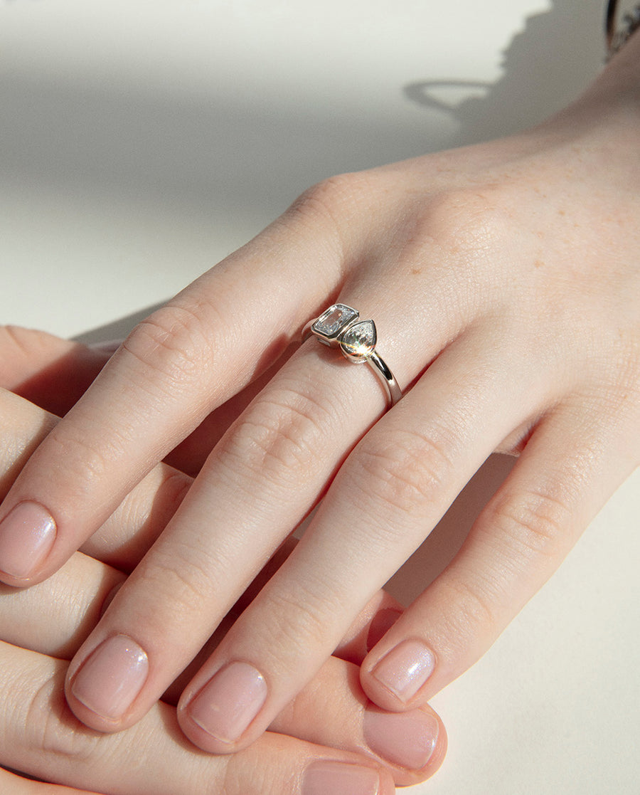 Sterling Silver Ring With Rhodium Plating And Whi