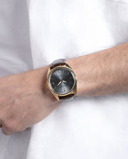 Reloj Acero Ip Dorado Correa Sr Va