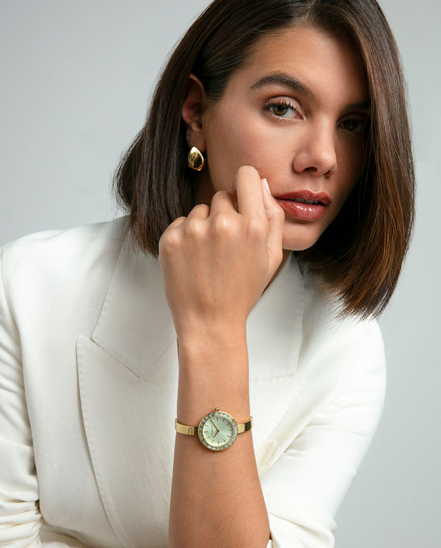 Reloj Acero Ip Dorado Brazalete Sra Va